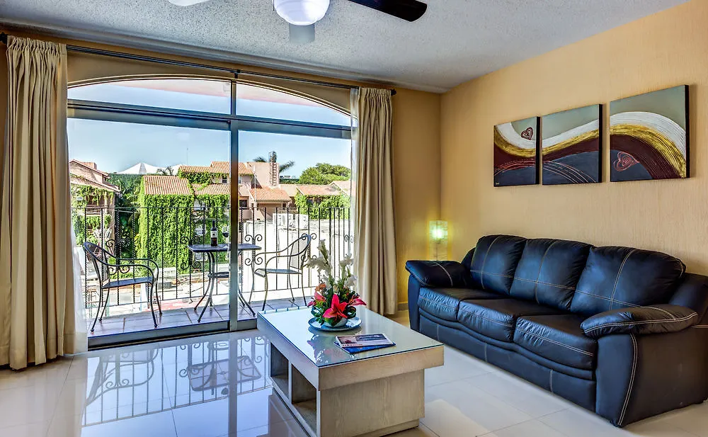 Suites Corazon Плая-дель-Кармен 3*,